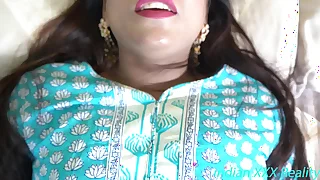 Burdening someone XXX Valentine&rsquo;s special Valentine special XXX indian porn in hindi